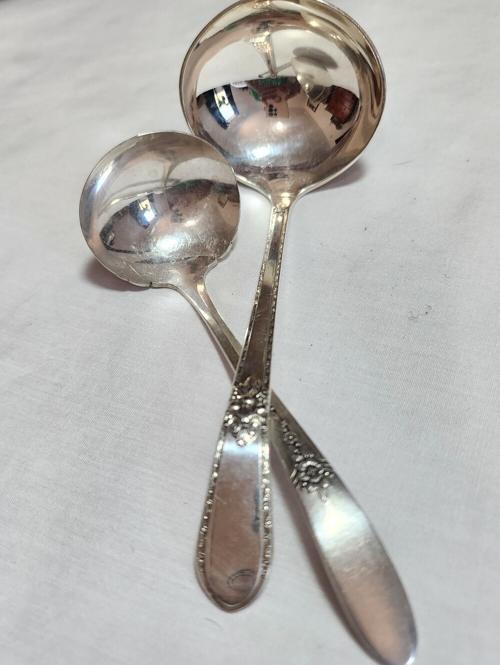 1847 Rogers Bros Silver Plated Ladles Gravy & Sauce Ladle Adoration Pattern